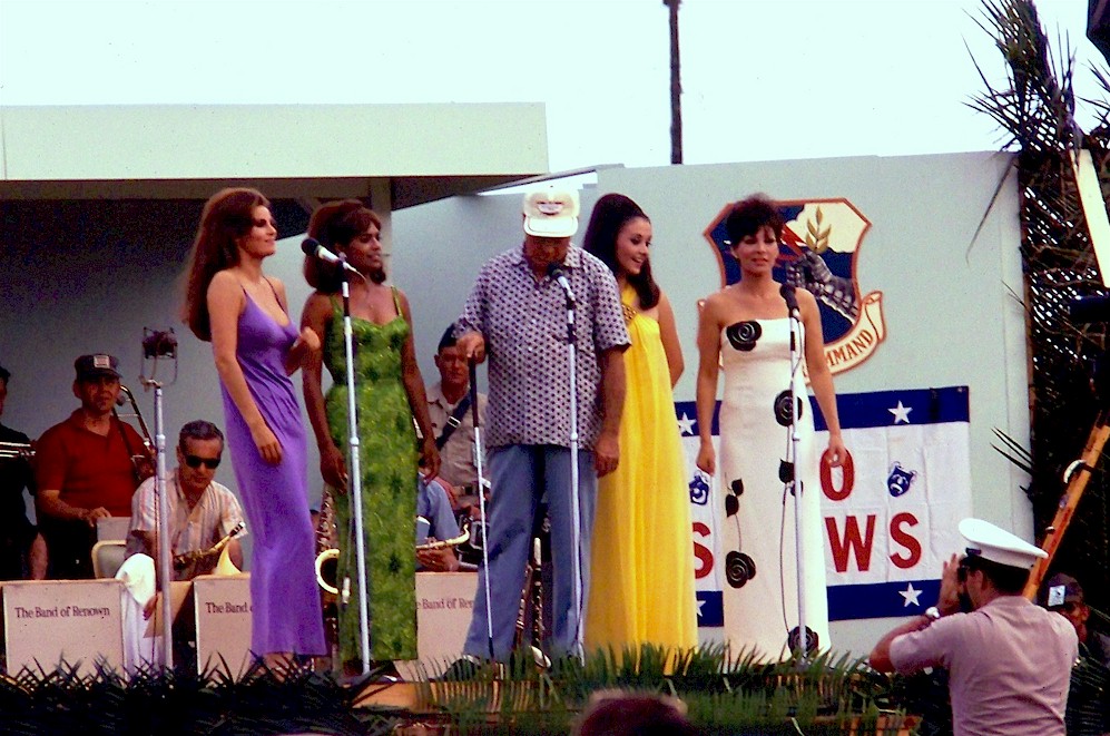 Bob Hope 1967 Christmas USO show, Guam.