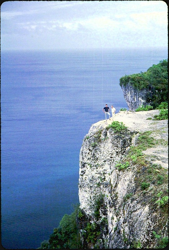 Two Lovers Point Looking North